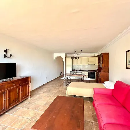 Apartamento Ap1 En Playa De Roques, En Lado De La Playa, Con Piscina Los Realejos