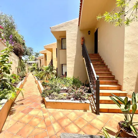 Apartamento Ap1 En Playa De Roques, En Lado De La Playa, Con Piscina Apartman Los Realejos
